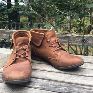 Steve Madden Lace-Up Booties 7